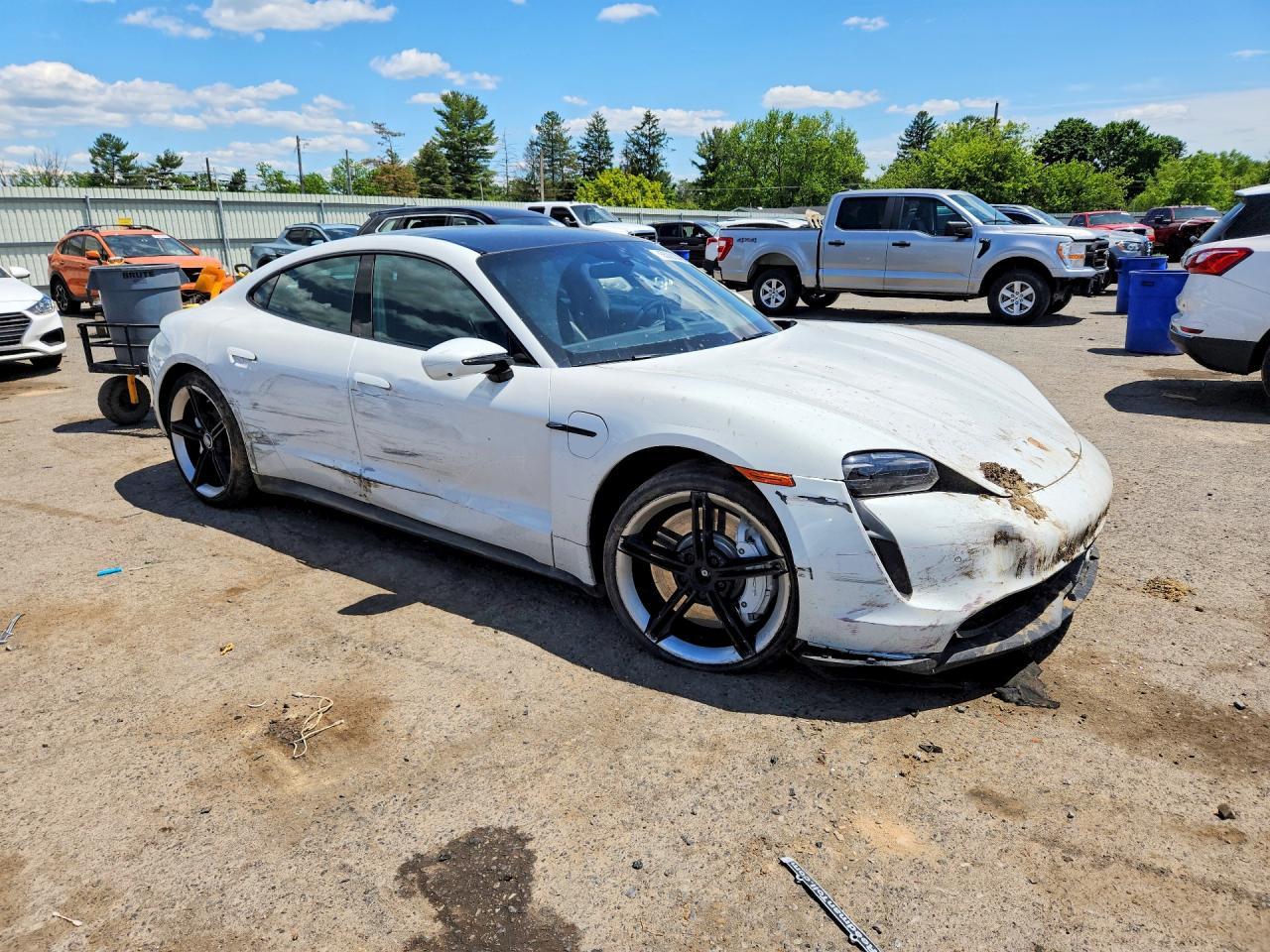 2023 Porsche Taycan - zdjęcie 4