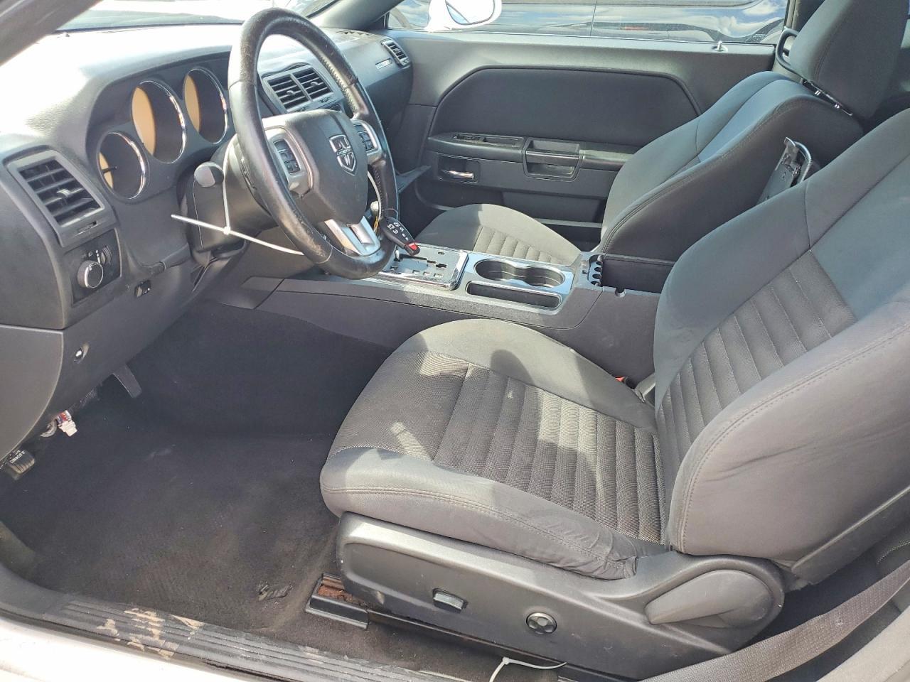 2014 Dodge Challenger Sxt - zdjęcie 7