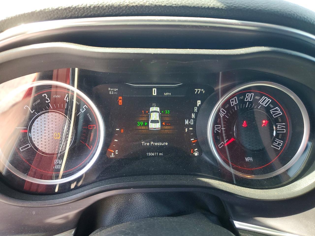 2016 Dodge Challenger R - zdjęcie 9