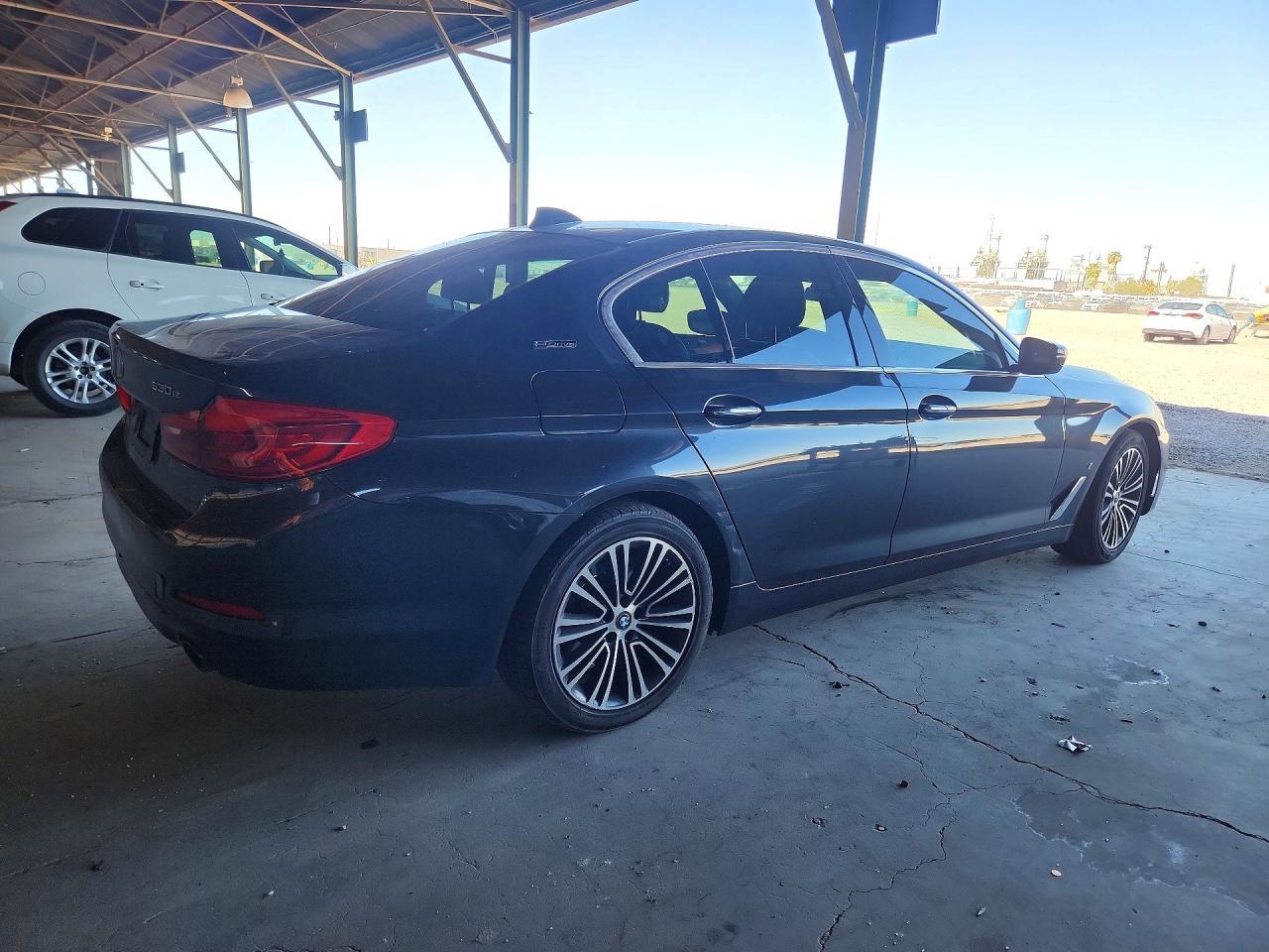 2018 BMW 530E - zdjęcie 3