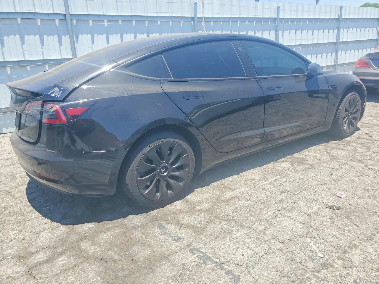 2023 Tesla Model 3 - zdjęcie 3