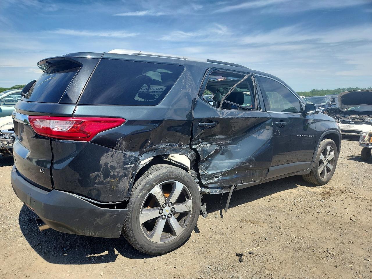 2018 Chevrolet Traverse Lt - zdjęcie 3