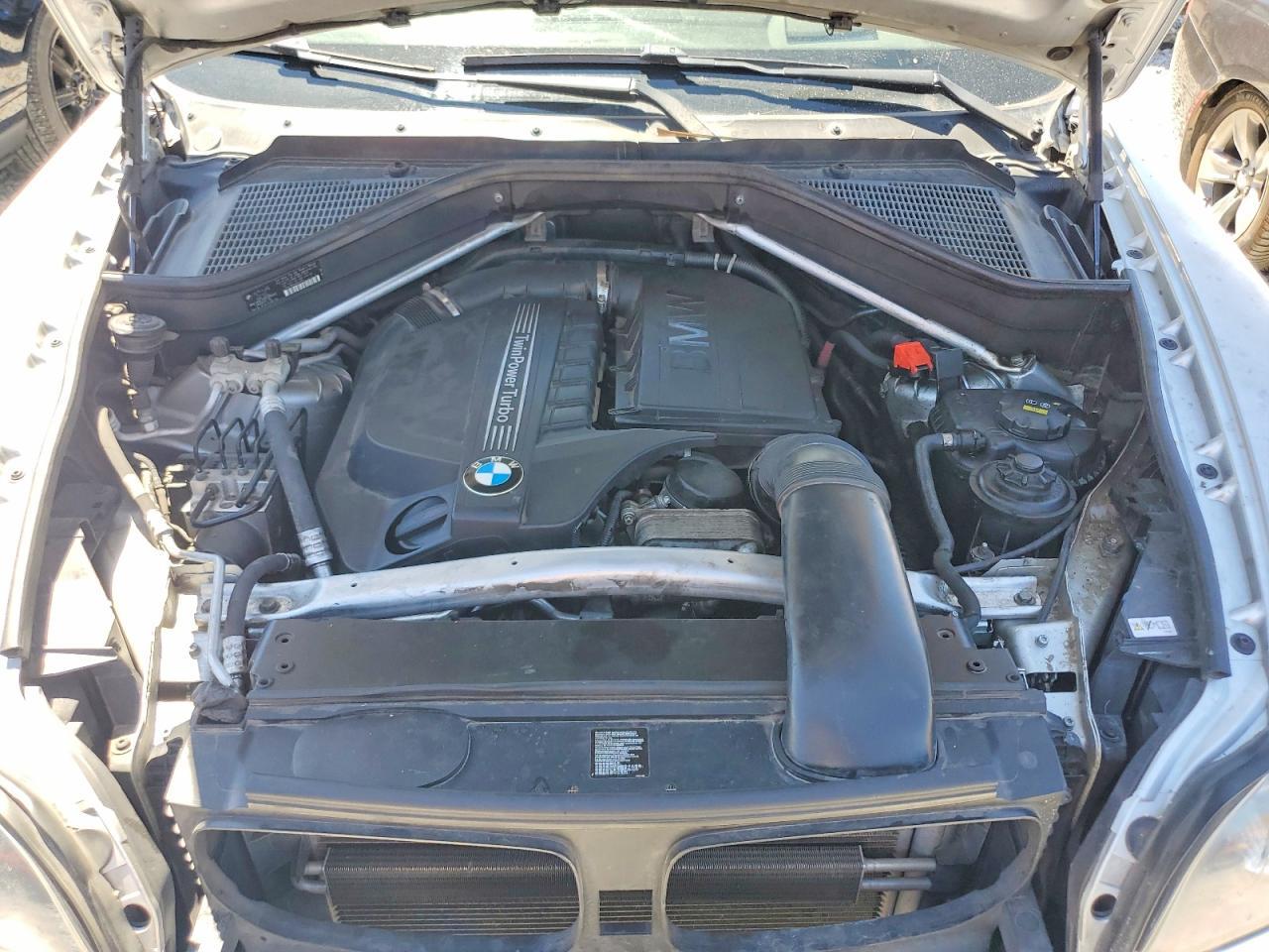 2013 BMW X5 xDrive35I - zdjęcie 12