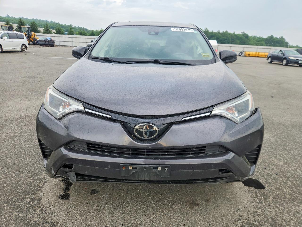 2018 Toyota Rav4 Le - zdjęcie 5