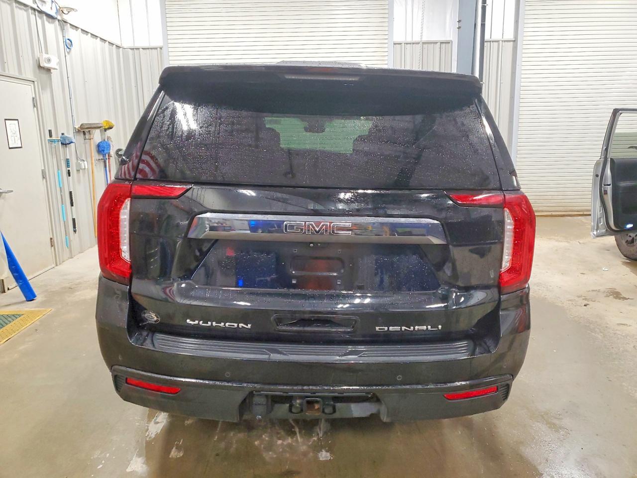 2023 GMC Yukon Denali Ultimate - zdjęcie 6