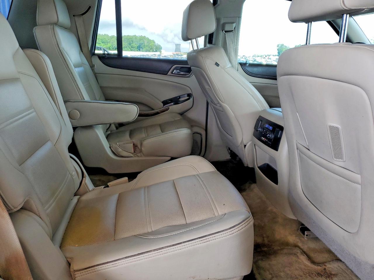 2015 GMC Yukon Denali - zdjęcie 10