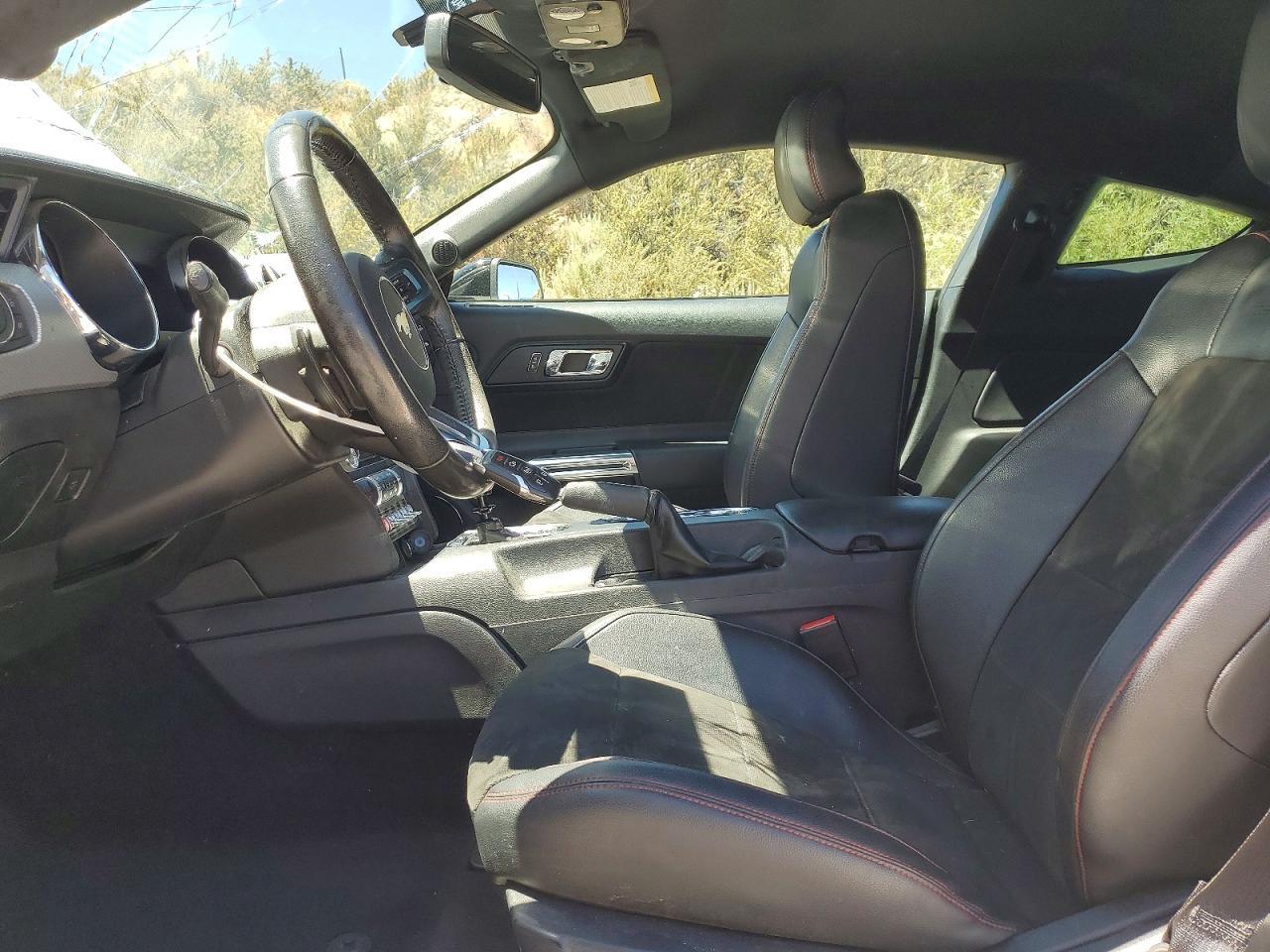2016 Ford Mustang Gt - zdjęcie 7