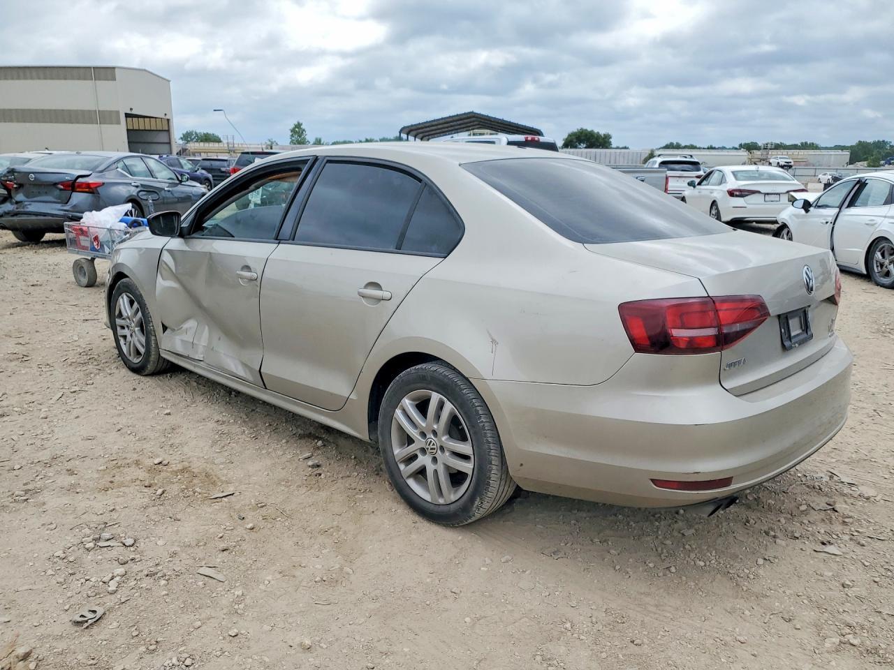 2016 Volkswagen Jetta S - zdjęcie 2