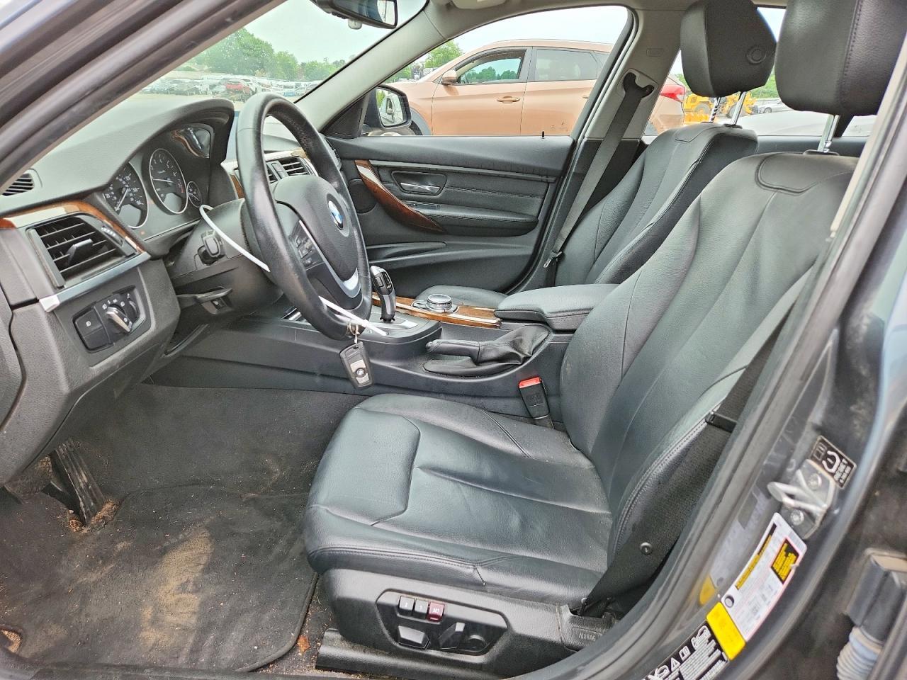 2015 BMW Seria 3 328i - zdjęcie 7
