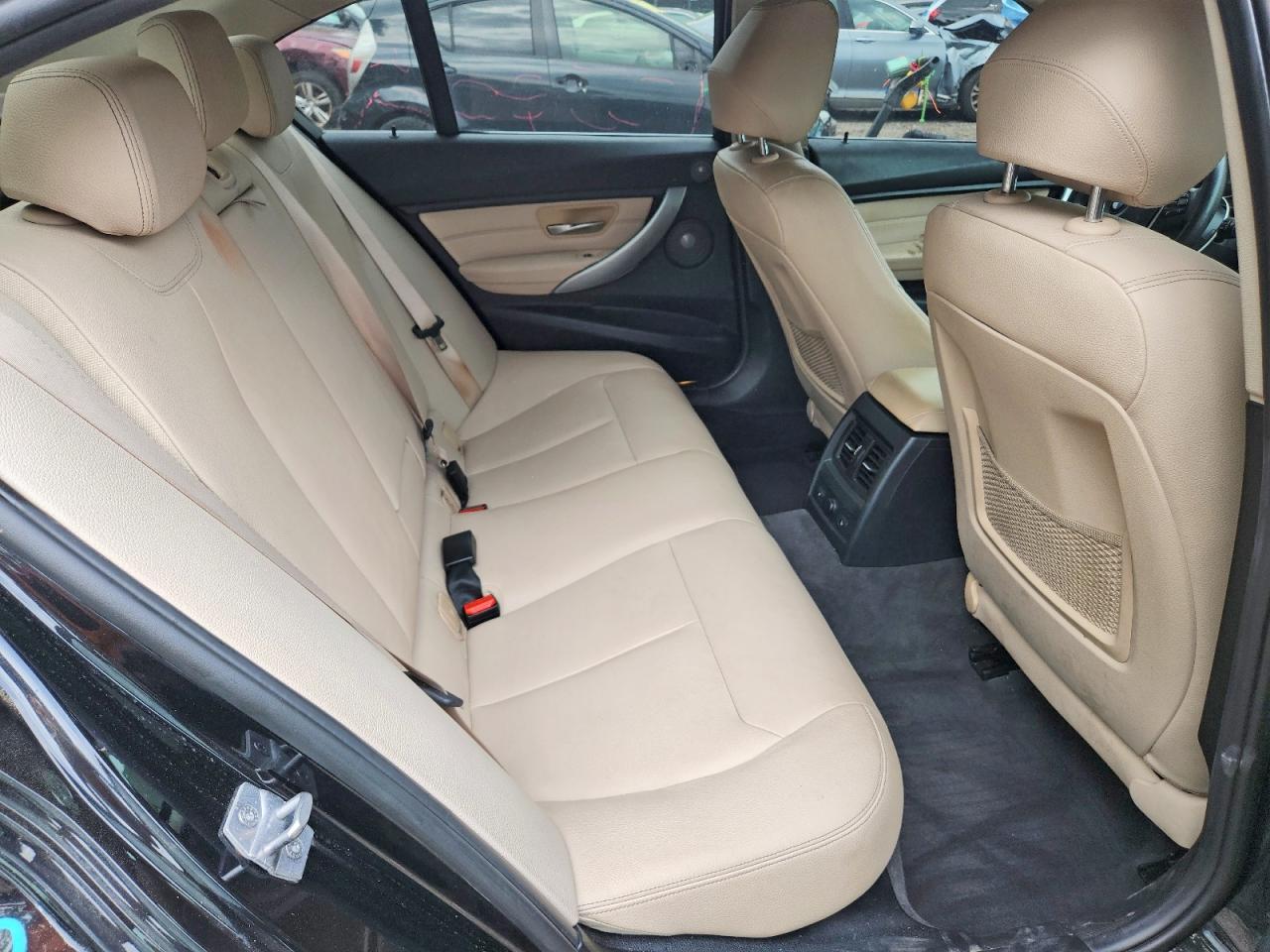 2015 BMW Seria 3 328i - zdjęcie 10