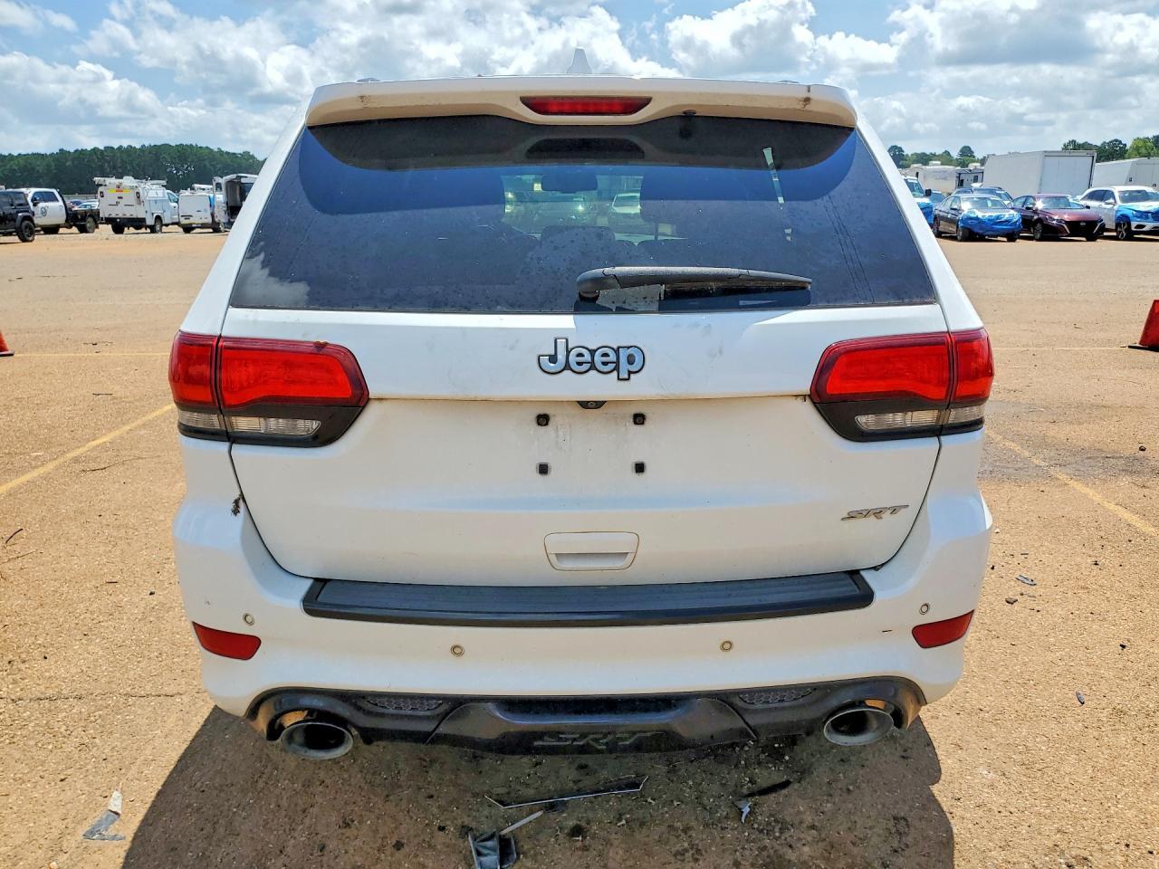 2014 Jeep Grand Cherokee Srt-8 - zdjęcie 6
