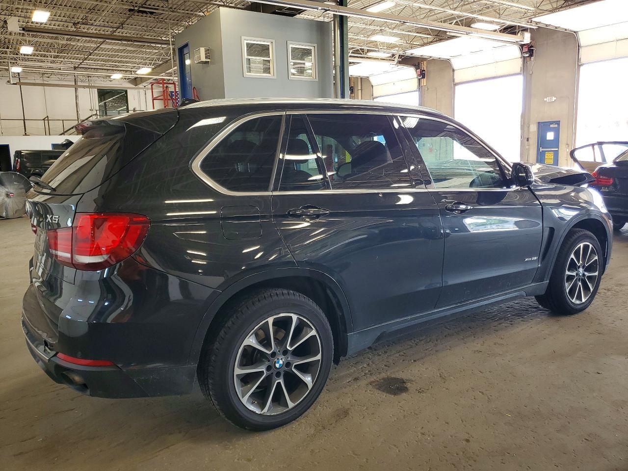 2017 BMW X5 xDrive35I - zdjęcie 3
