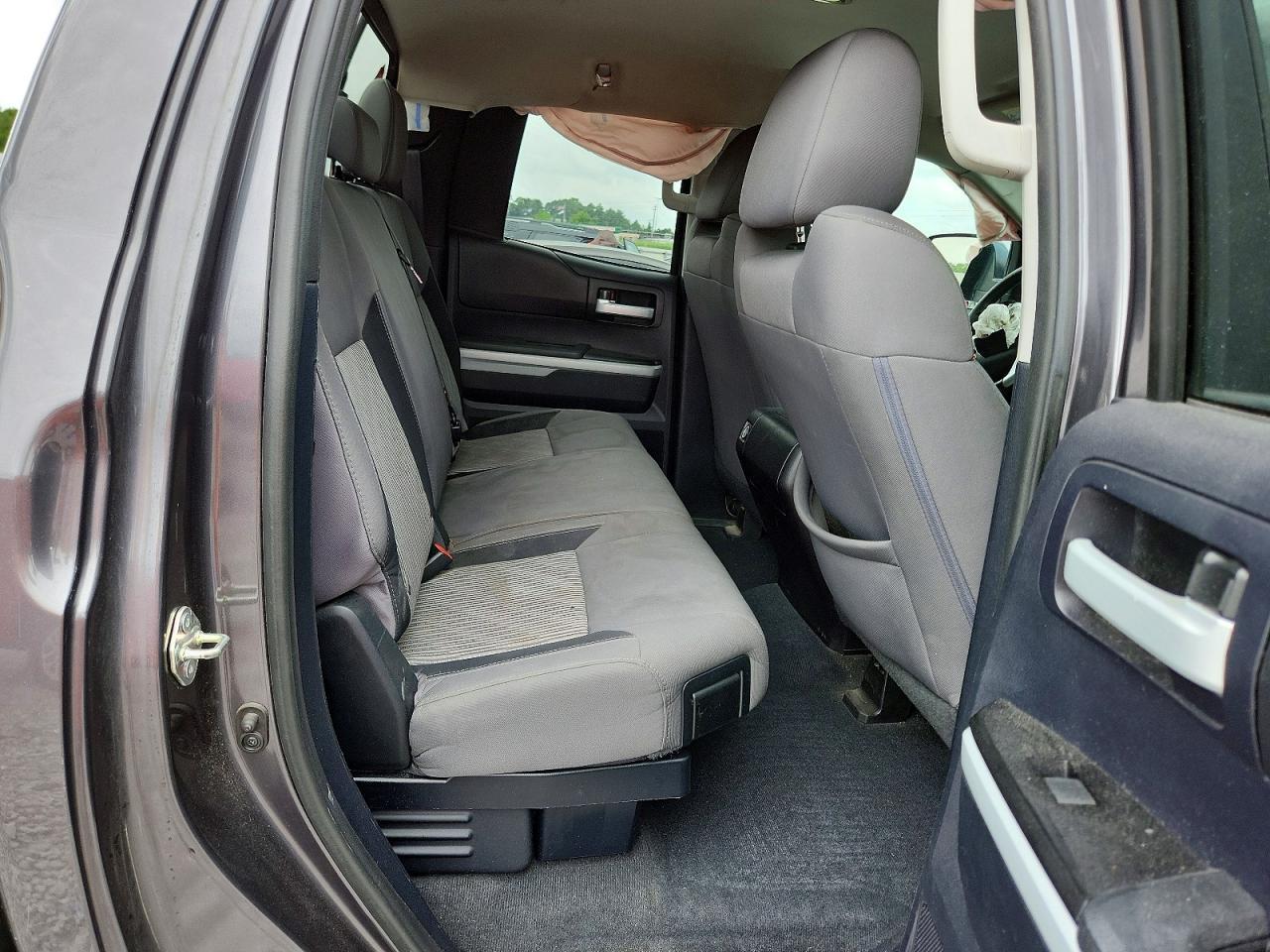 2016 Toyota Tundra Sr5 - zdjęcie 10