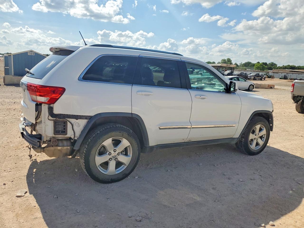 Jeep Cherokee - zdjęcie 3