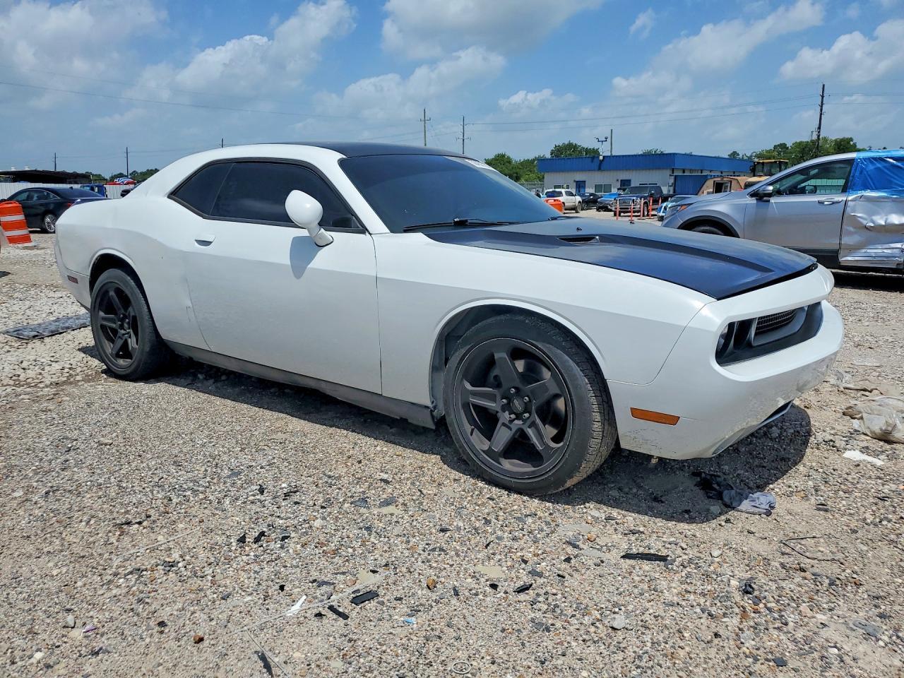 2013 Dodge Challenger R - zdjęcie 4