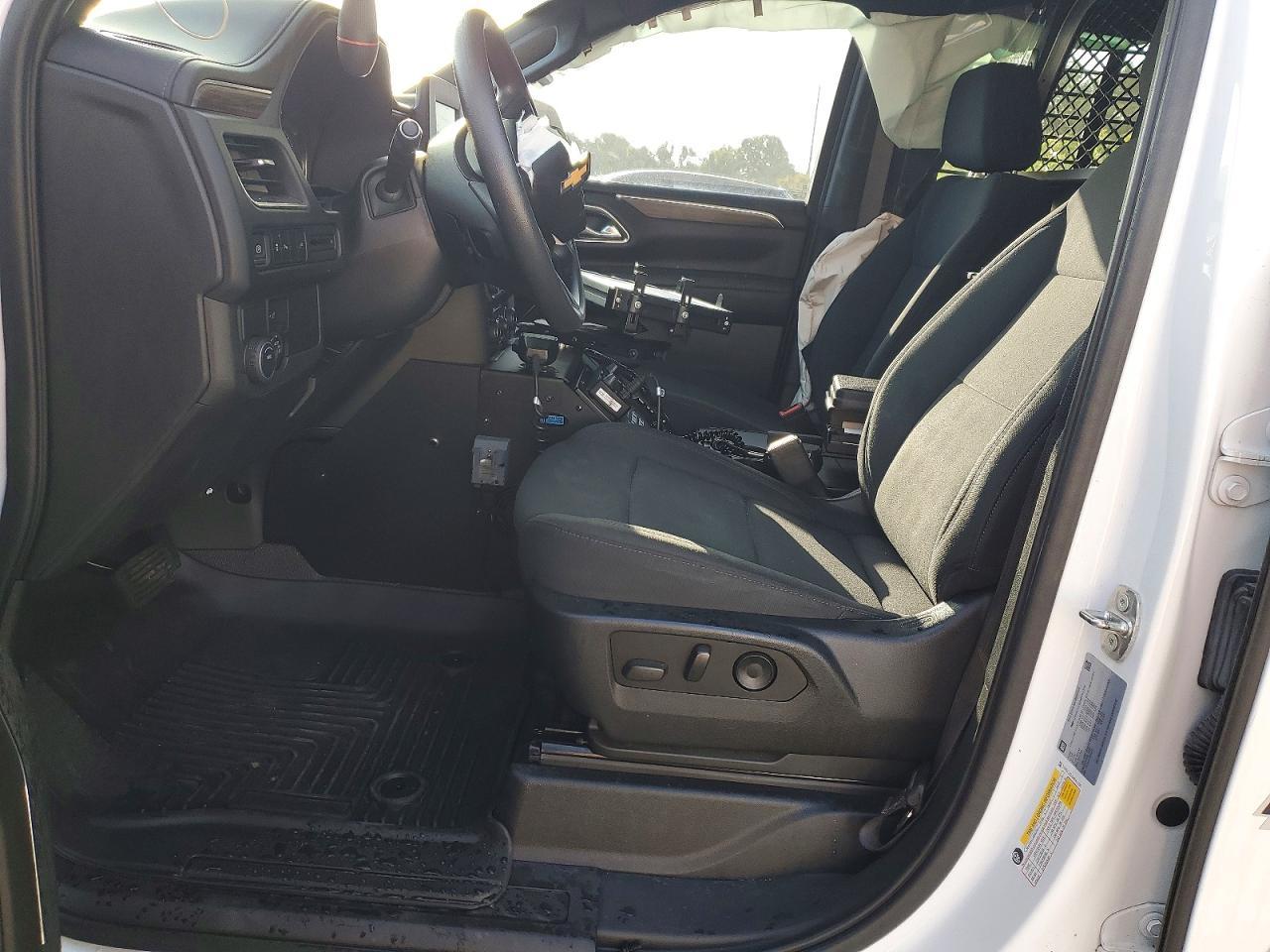 2021 Chevrolet Tahoe C1500 - zdjęcie 7