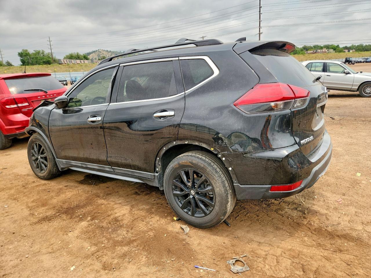 2017 Nissan Rogue Sv - zdjęcie 2