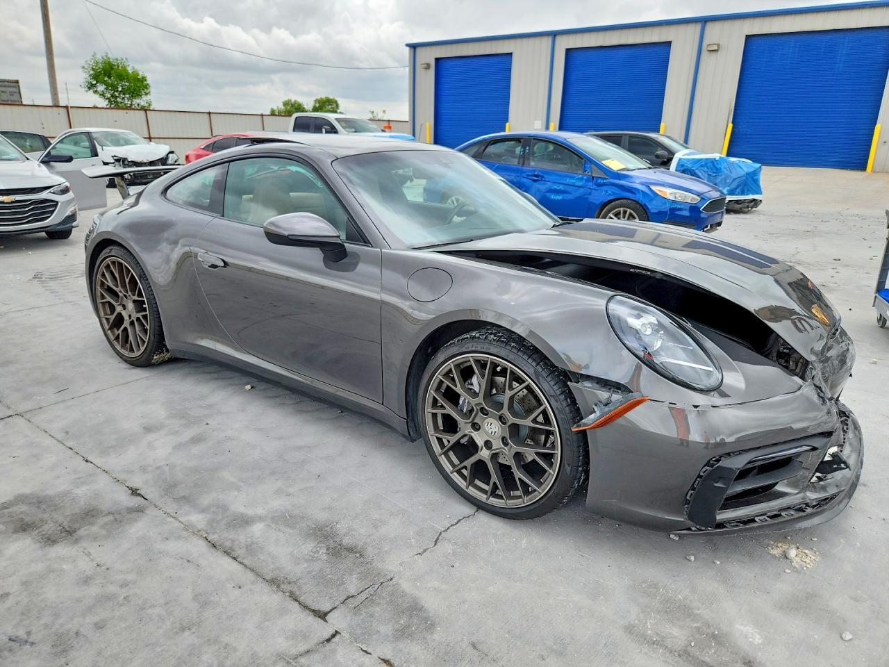2023 Porsche 911 Carrera - zdjęcie 4