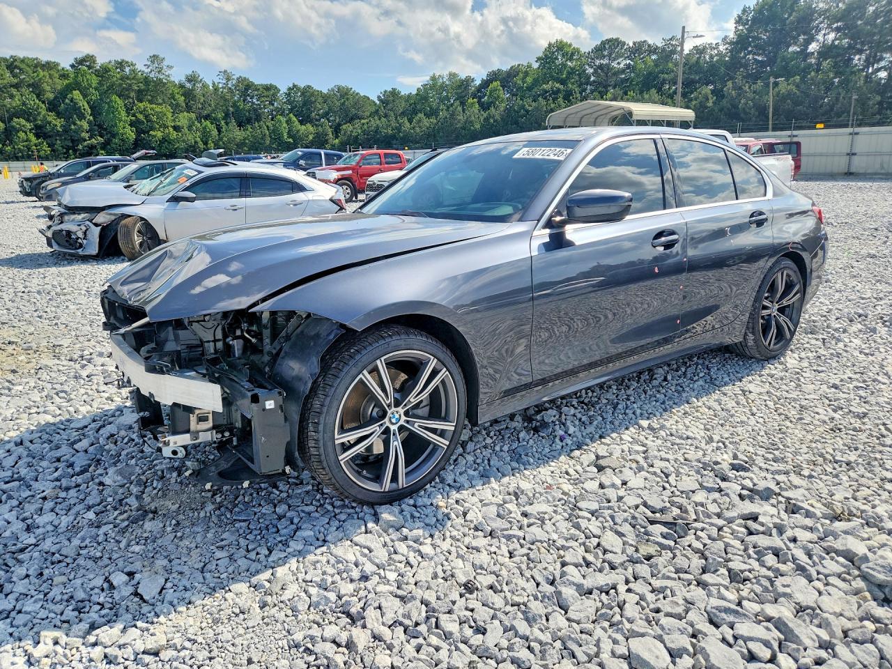 2020 BMW 330I - zdjęcie główne