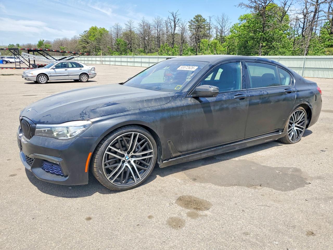 2017 BMW 740 I - zdjęcie główne