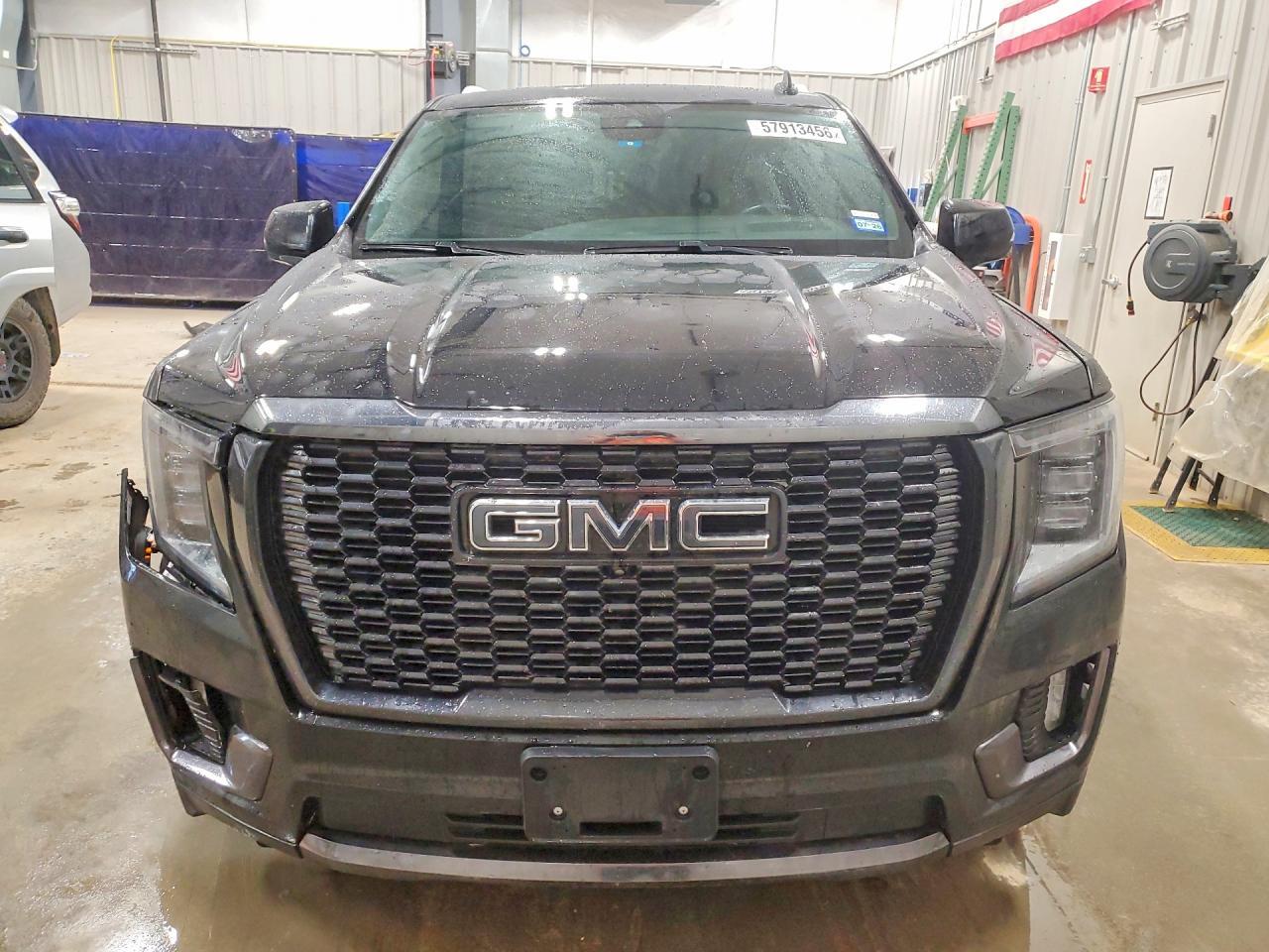 2023 GMC Yukon Denali Ultimate - zdjęcie 5