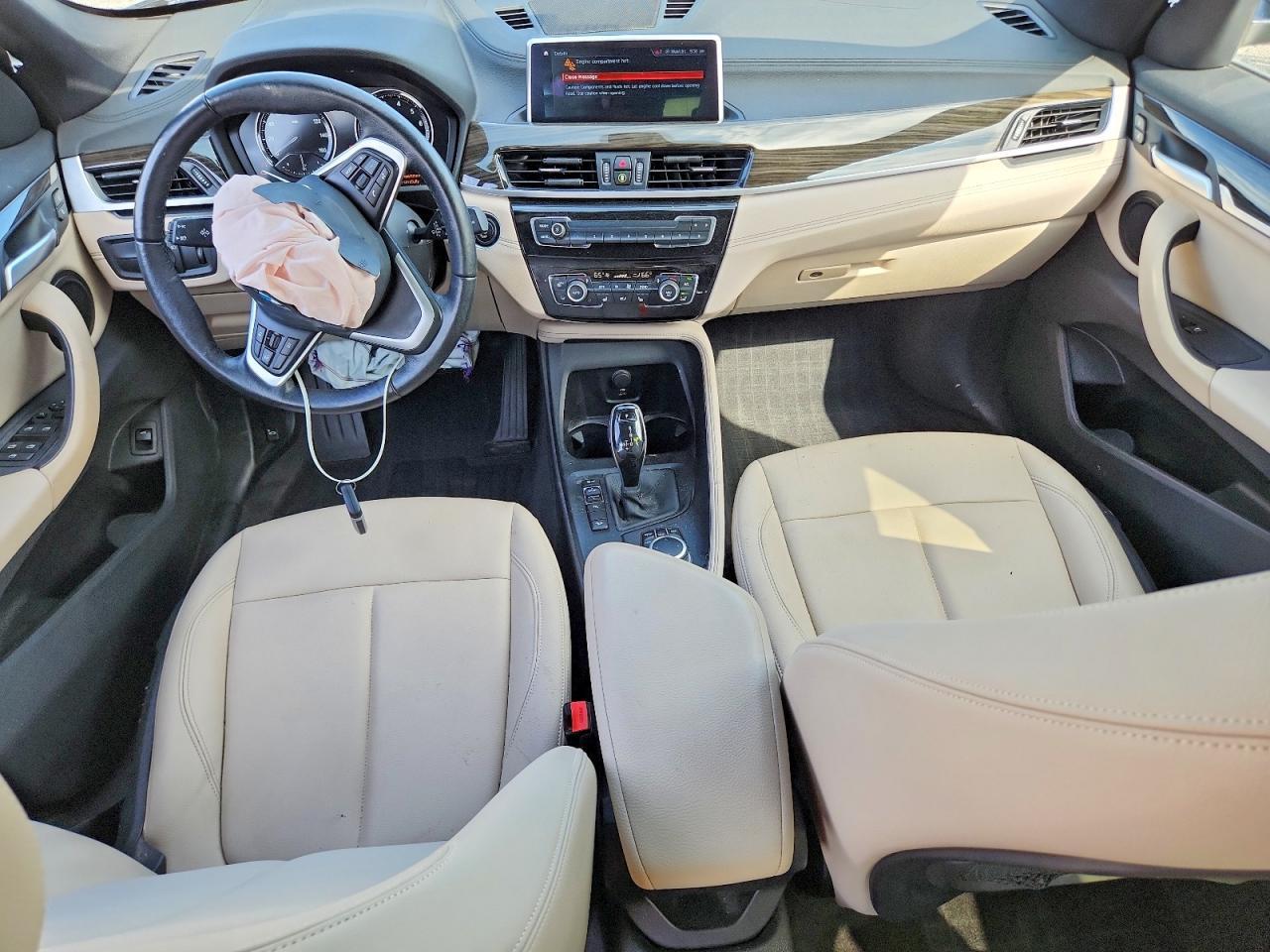 2021 BMW X1 xDrive28I - zdjęcie 8