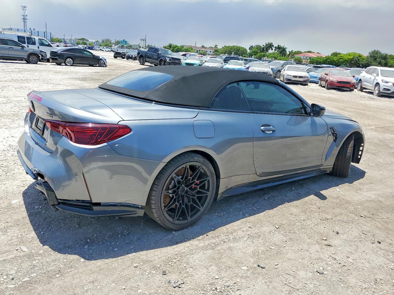 2026 BMW M4 Competition - zdjęcie 3