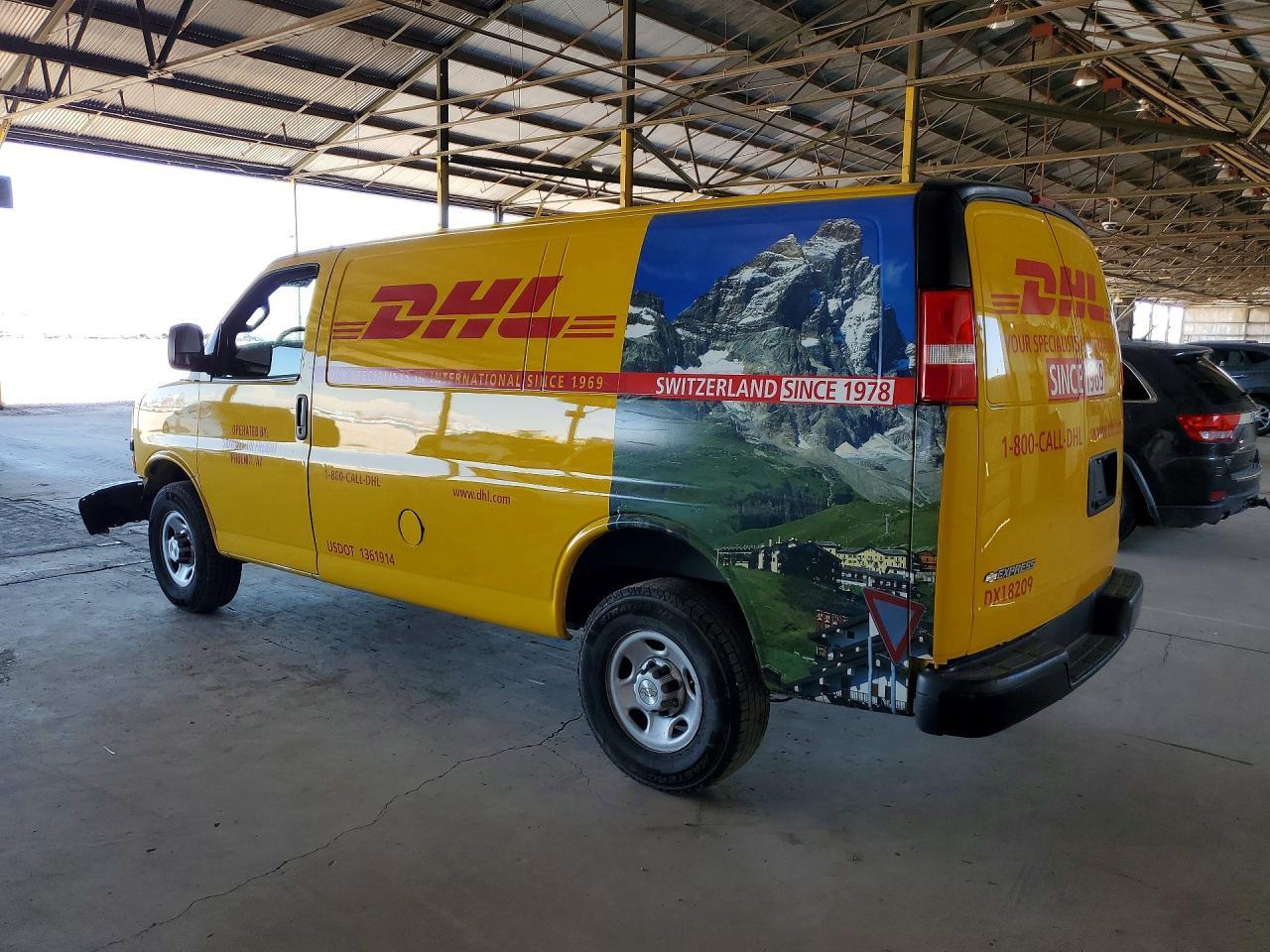 2021 Chevrolet Express G2500 - zdjęcie 2