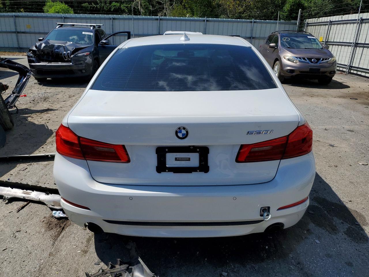 2017 BMW 530 I - zdjęcie 6