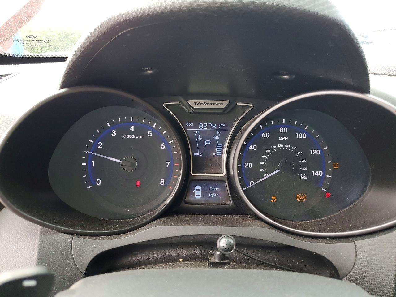 2013 Hyundai Veloster Turbo - zdjęcie 9