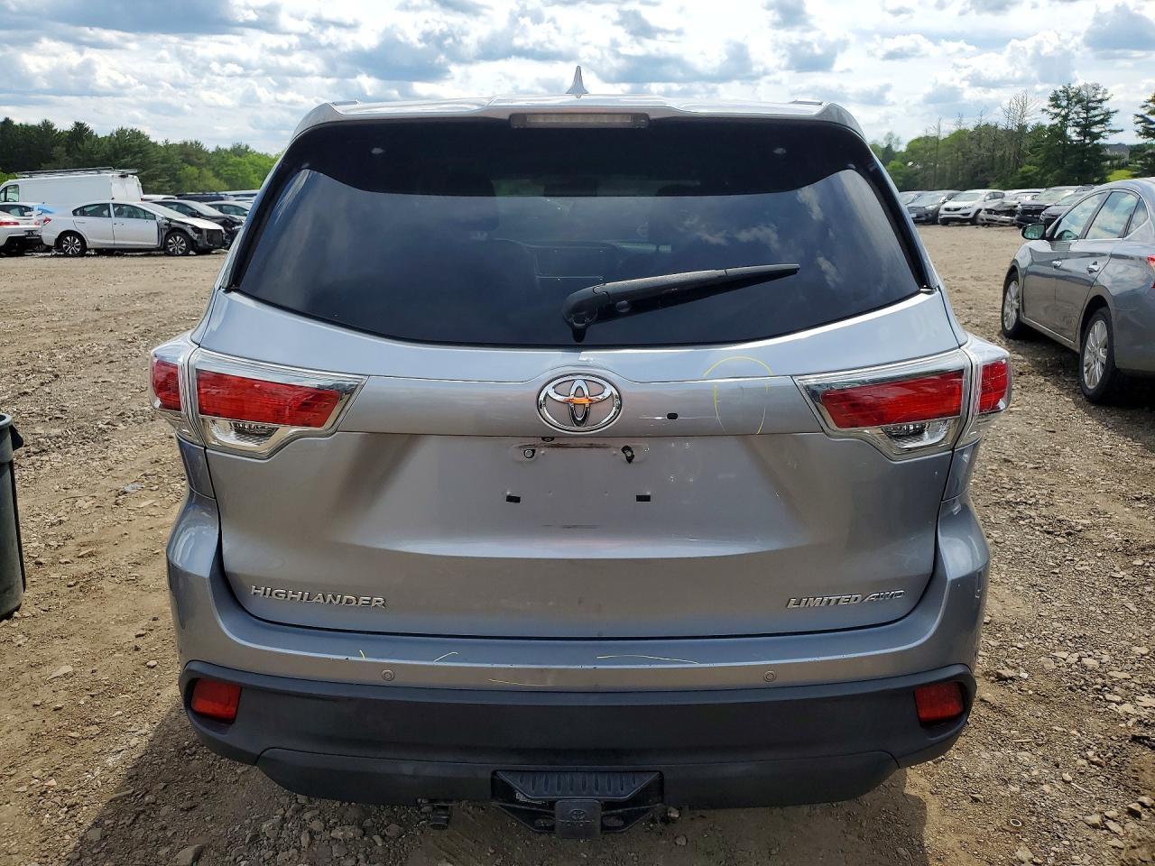 2014 Toyota Highlander Limited Platinum - zdjęcie 6