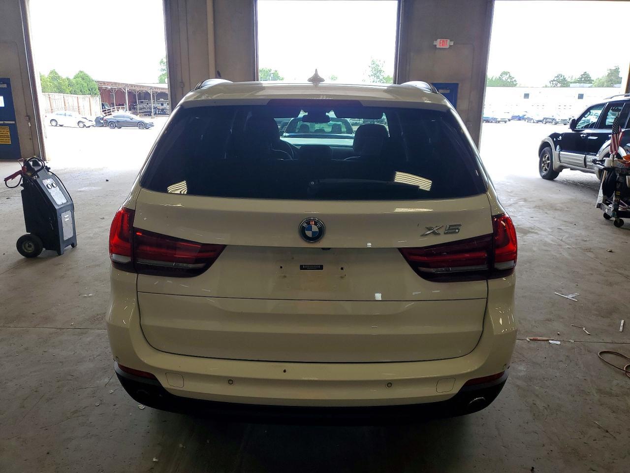 2015 BMW X5 xDrive35I - zdjęcie 6