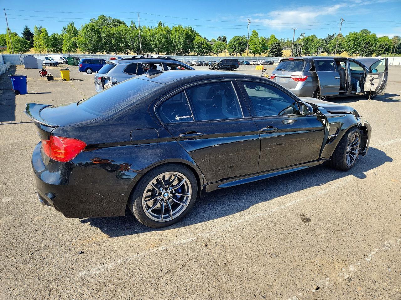 2015 BMW M3 - zdjęcie 3