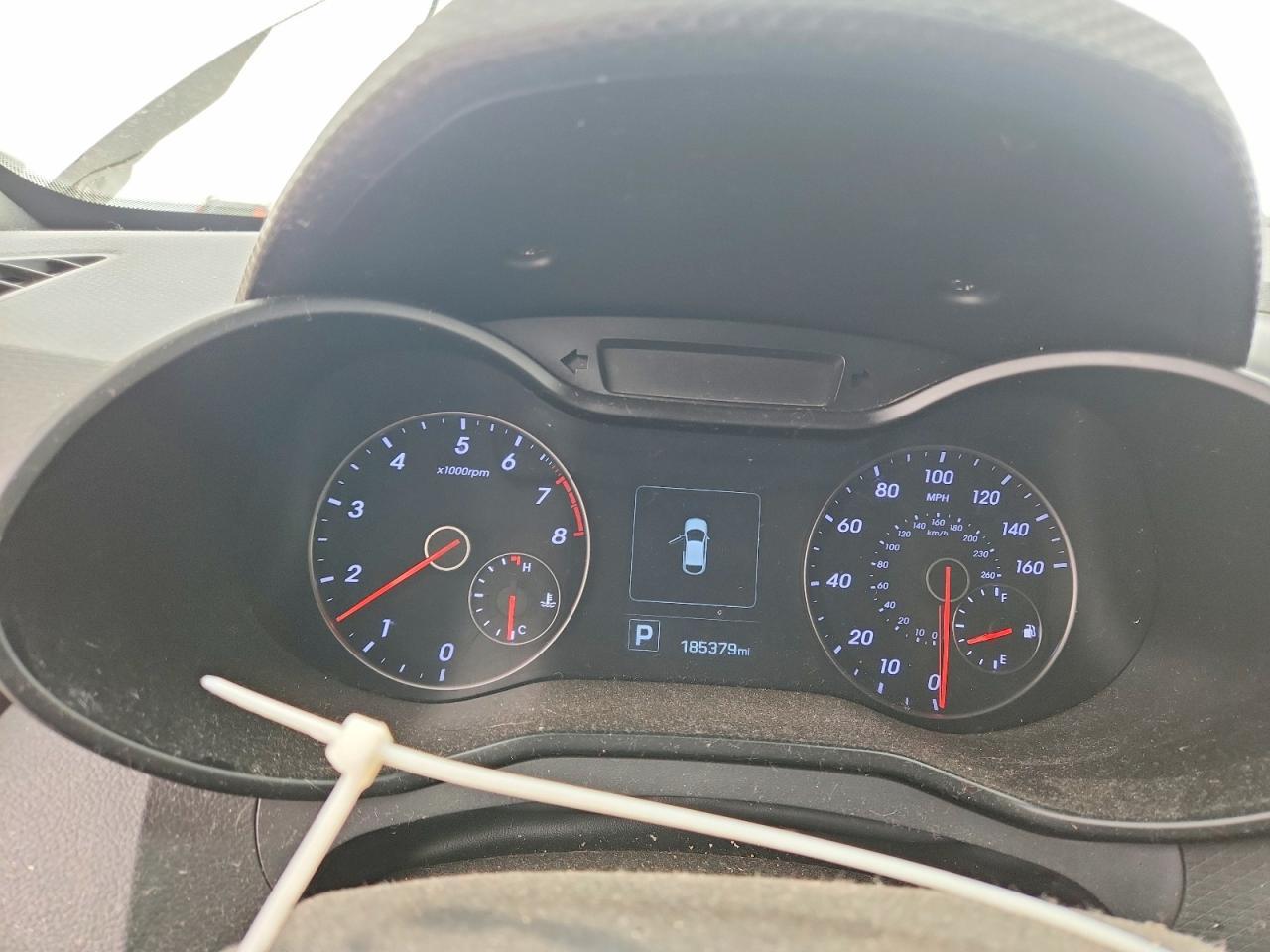 2016 Hyundai Veloster Turbo - zdjęcie 9