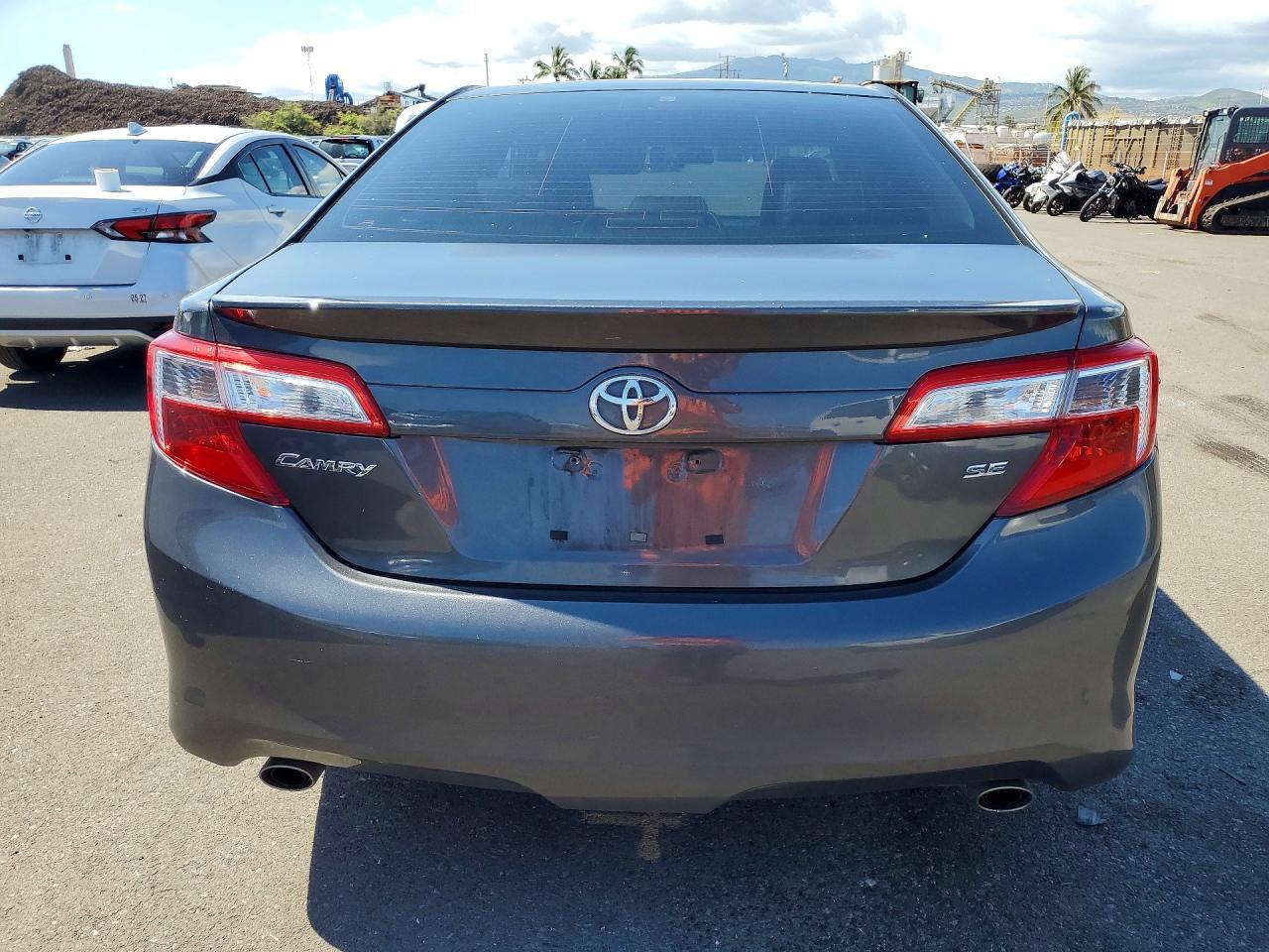 2013 Toyota Camry Se V6 - zdjęcie 6