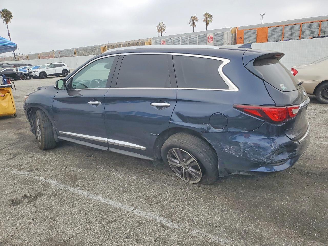 2018 Infiniti Qx60 Base - zdjęcie 2