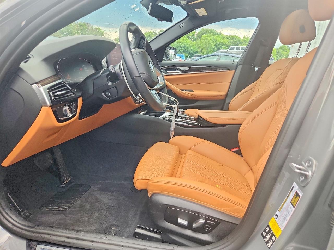 2022 BMW Seria 5 530i - zdjęcie 7