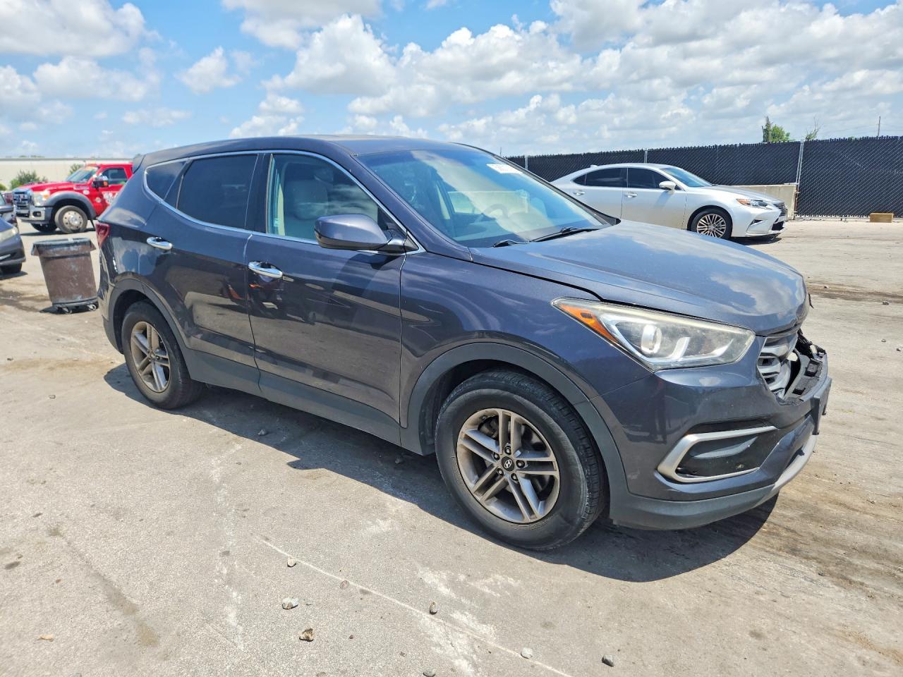 2017 Hyundai Santa Fe Sport 2.4L - zdjęcie 4
