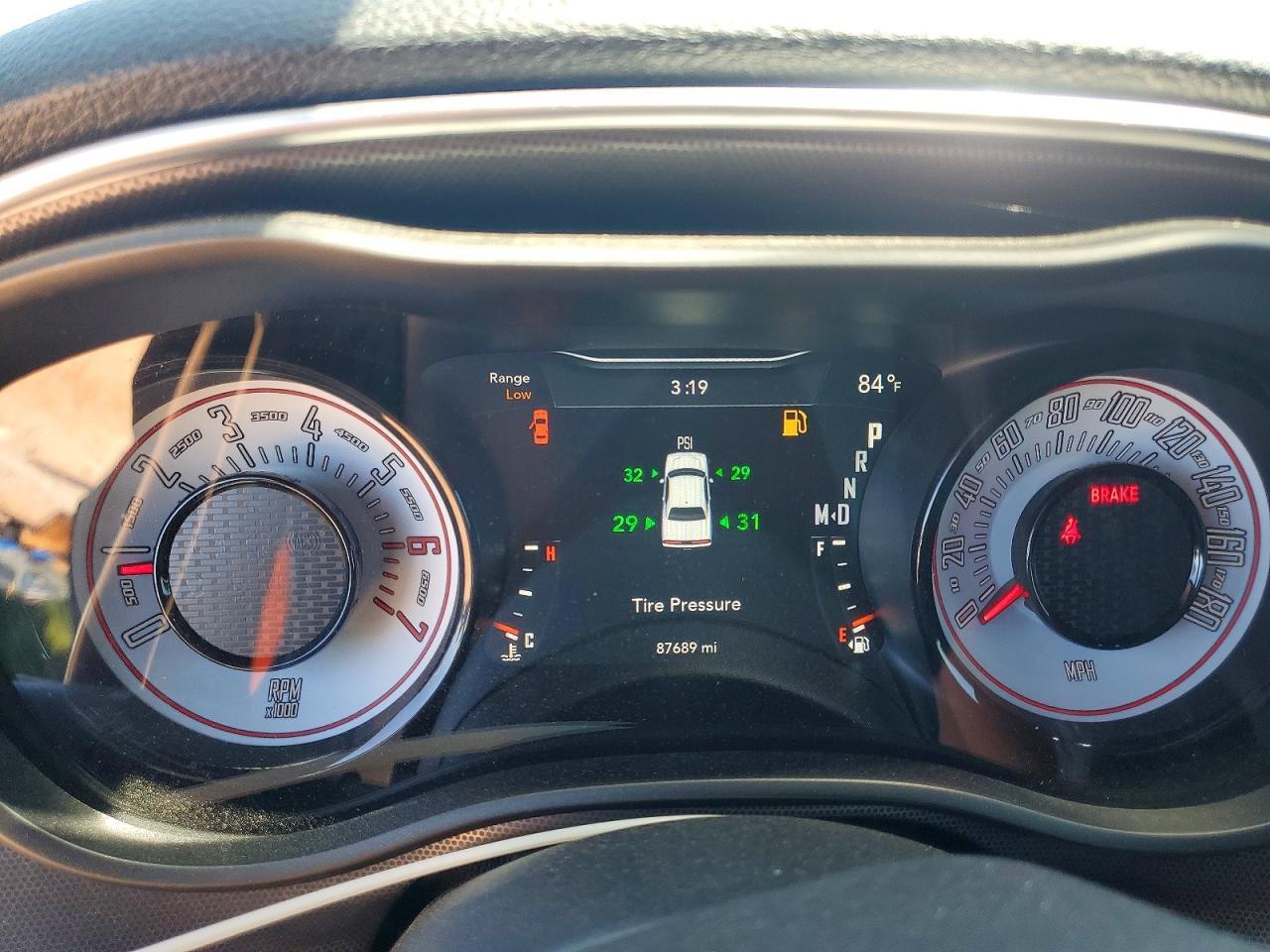 2018 Dodge Challenger R - zdjęcie 9