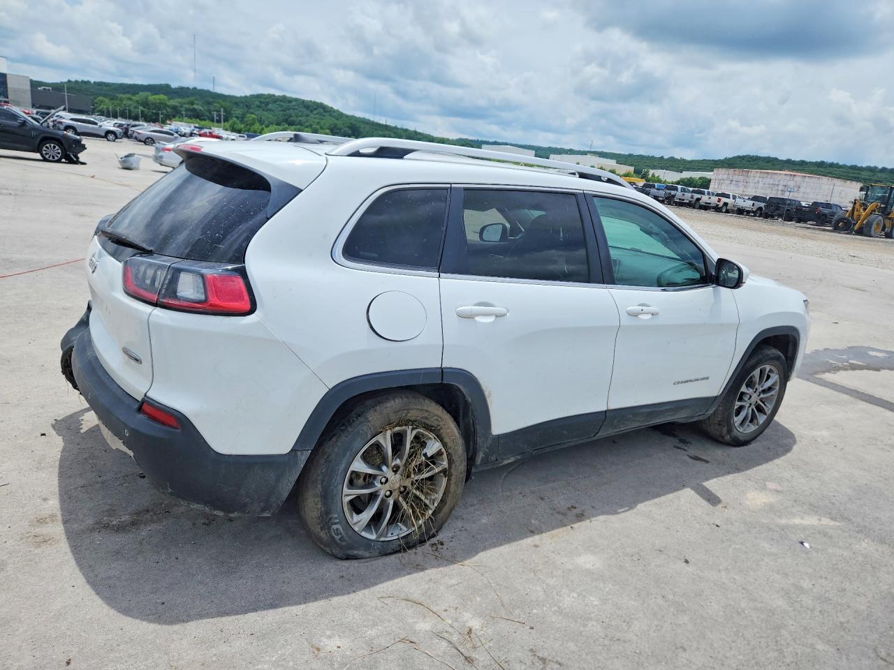 2019 Jeep Cherokee Latitude Plus - zdjęcie 3