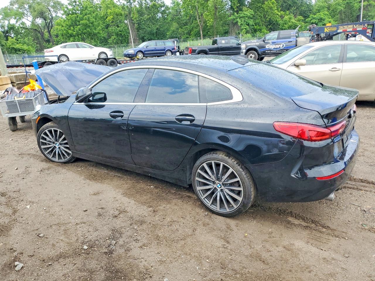 2022 BMW 228I - zdjęcie 2