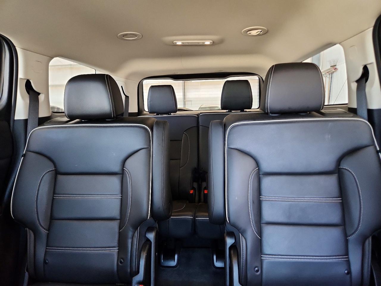 2020 GMC Acadia Denali - zdjęcie 10