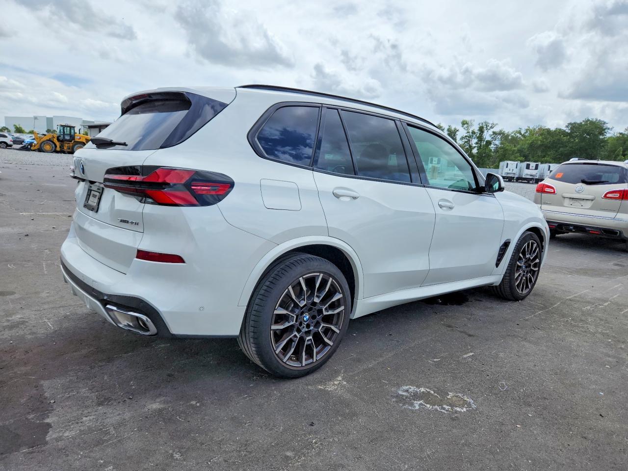 2024 BMW X5 Sdrive 40I - zdjęcie 3