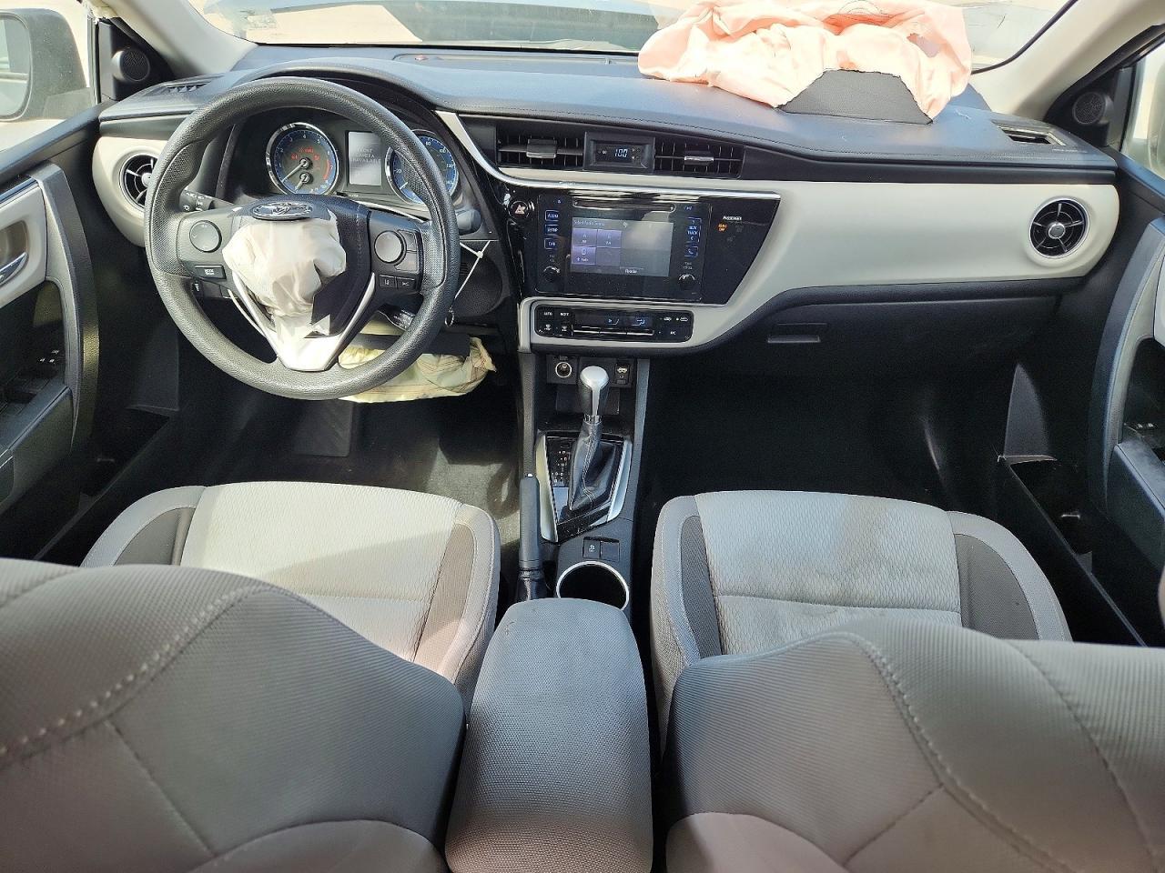2017 Toyota Corolla Le - zdjęcie 15