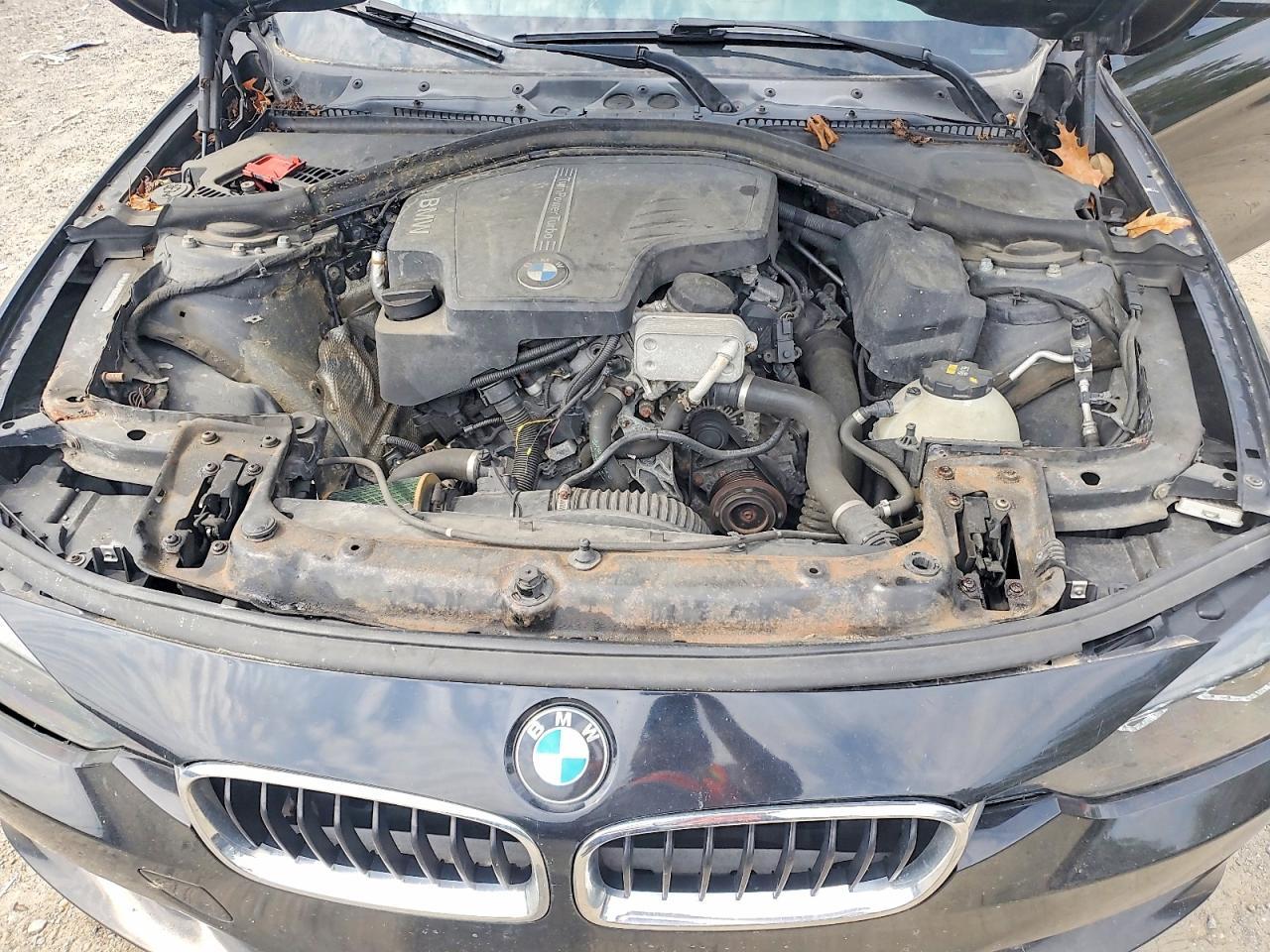 2015 BMW 320 I - zdjęcie 11