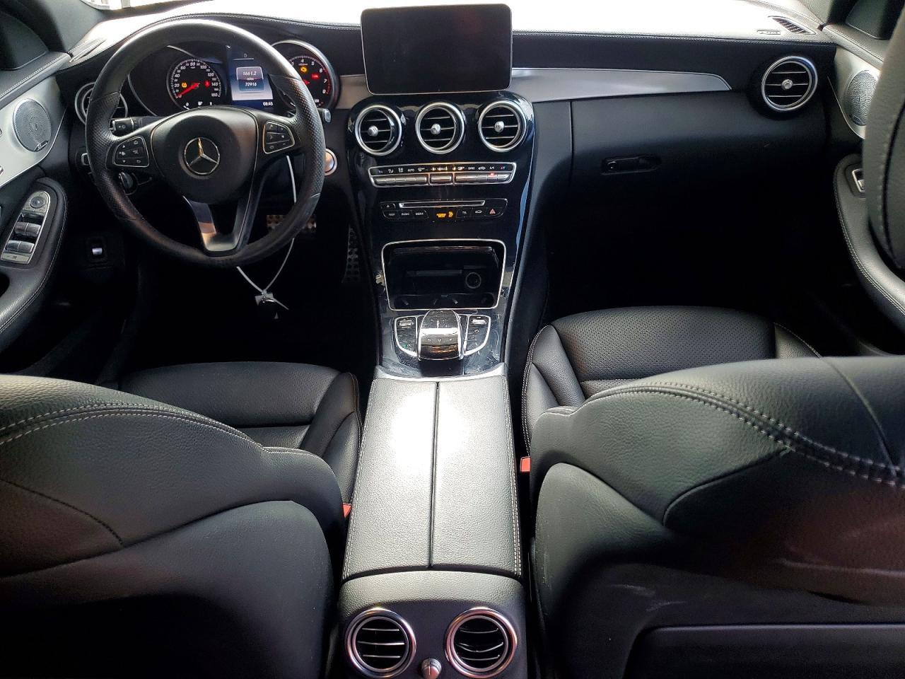 2016 Mercedes-Benz C 300 - zdjęcie 8
