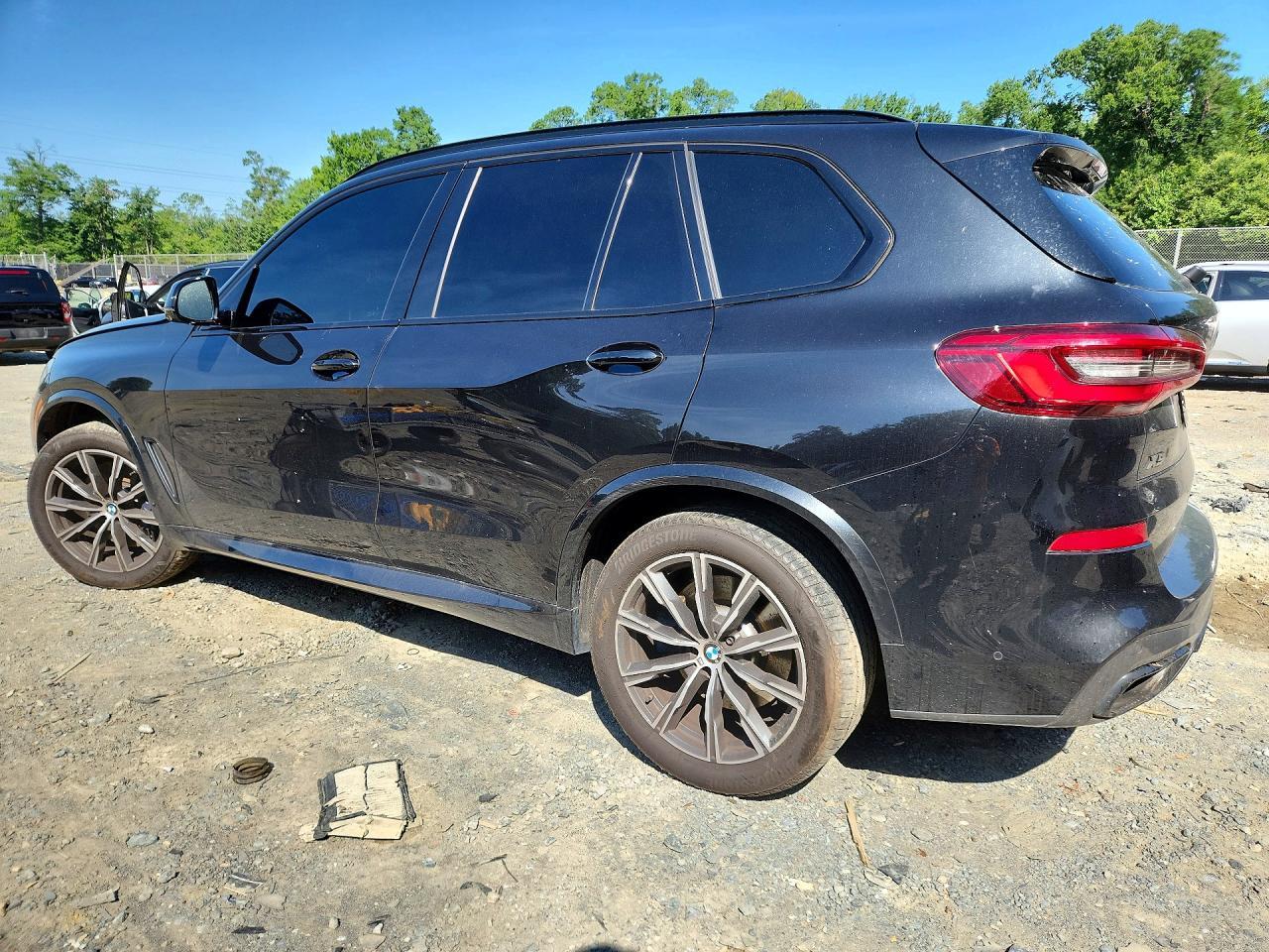 2020 BMW X5 M50I - zdjęcie 2