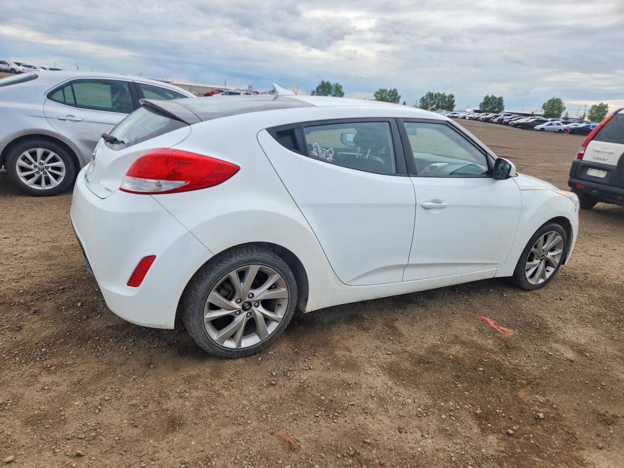 2016 Hyundai Veloster Base - zdjęcie 3