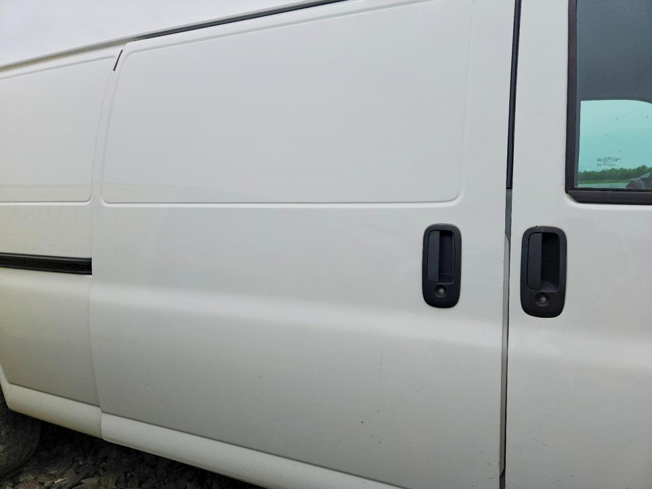 2022 Chevrolet Express G2500 4Lt - zdjęcie 11