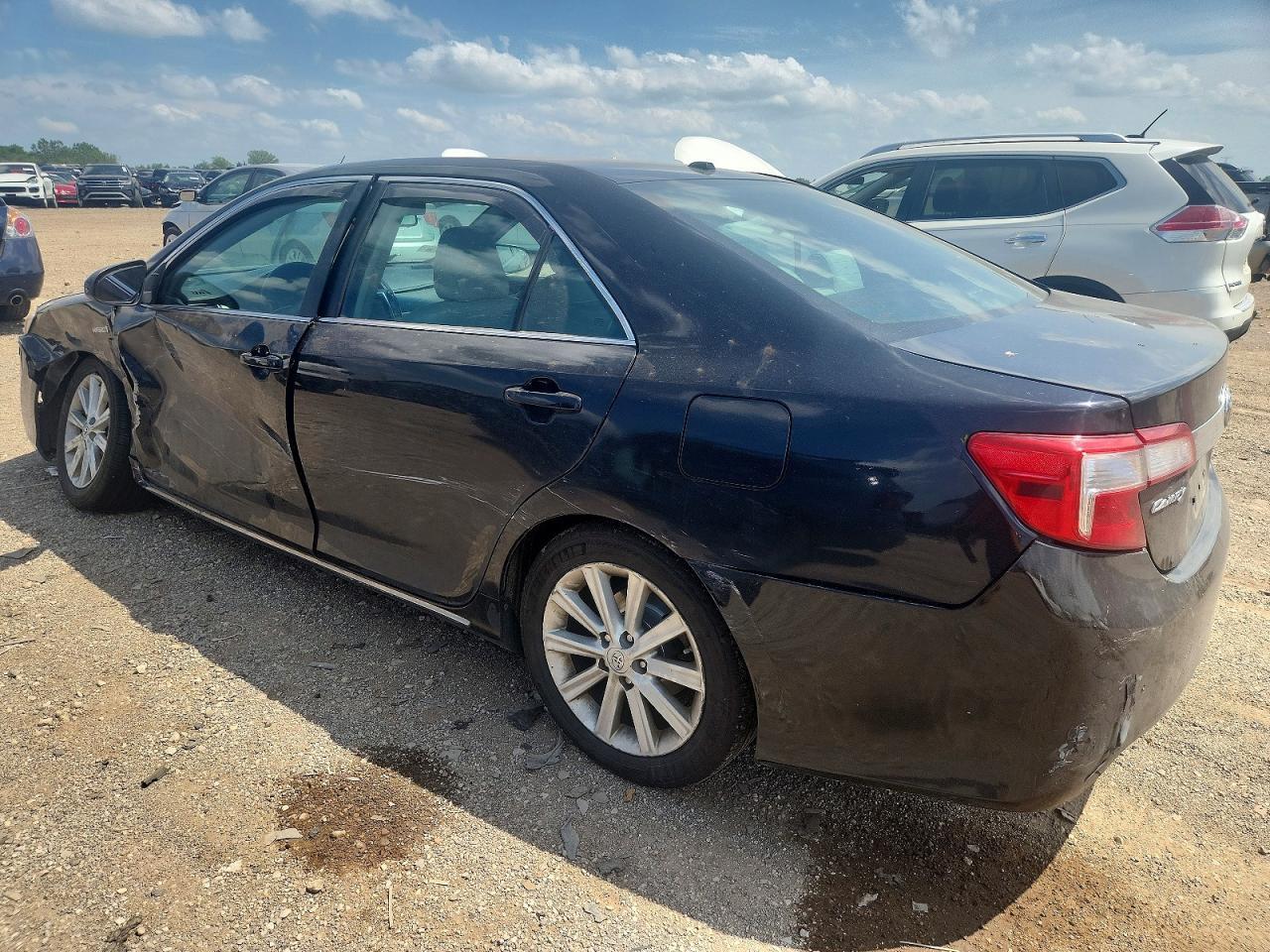 2014 Toyota Camry Hybrid Xle - zdjęcie 3